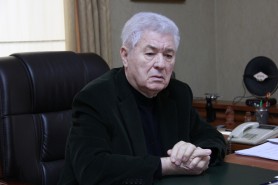 DOC // Viață de lux la pensie. Vladimir Voronin deține ceas de peste 100 mii lei, 10 conturi bancare și un automobil Audi A8